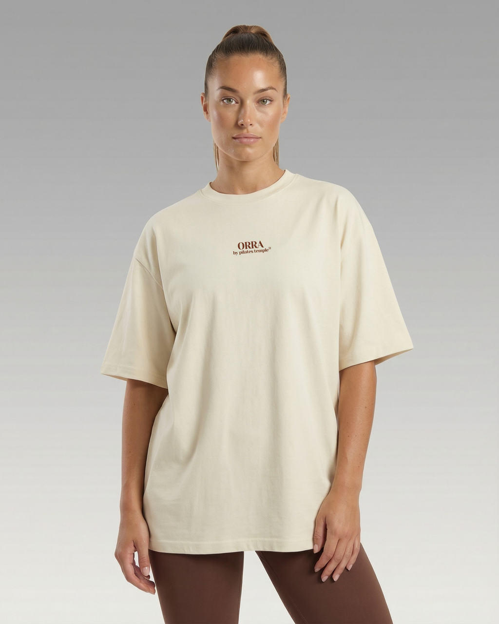 #color-Crème Zoom sur le coton premium du T-shirt oversize ORRA couleur Crème.
